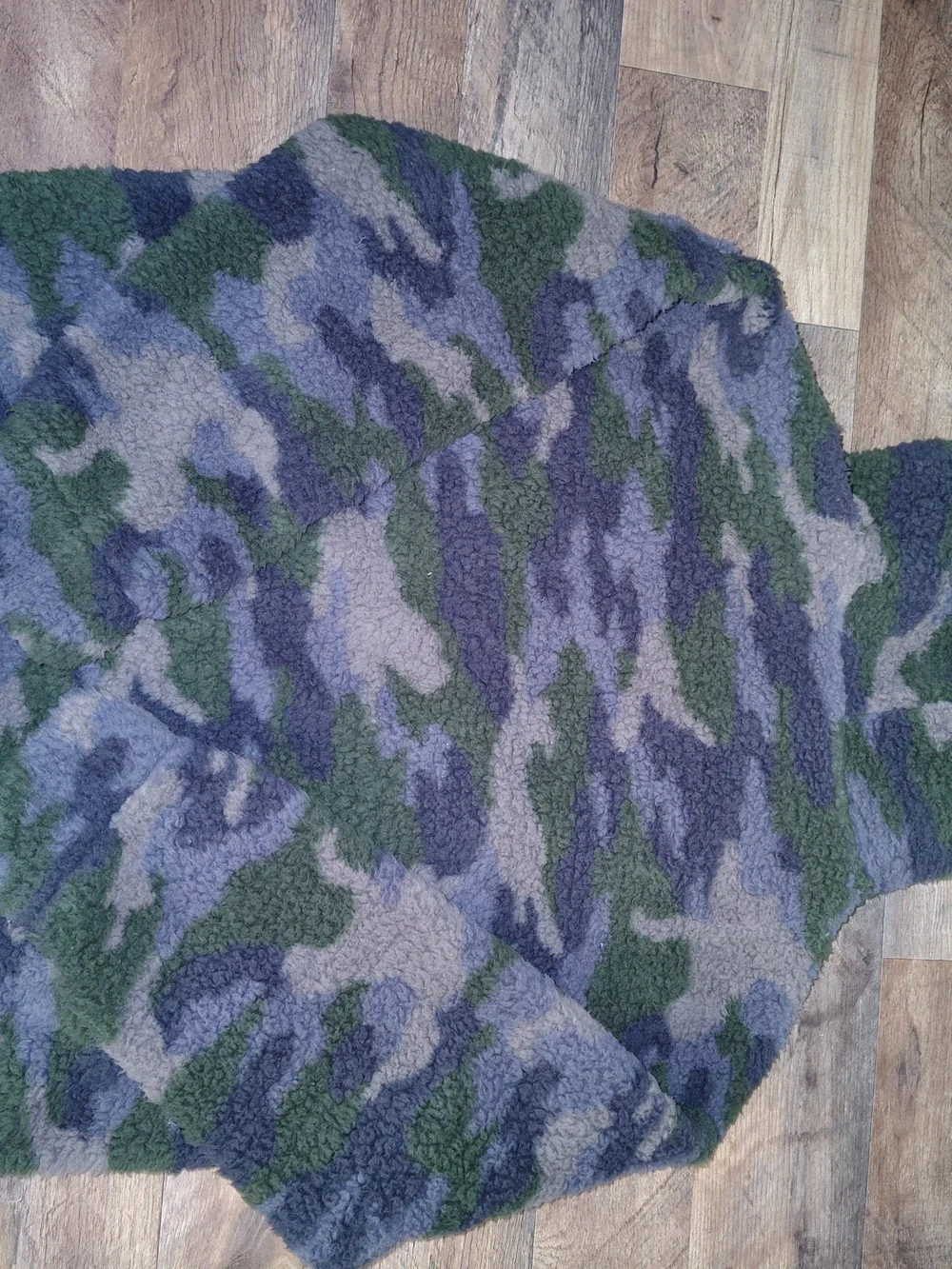 Plush Camo Sherpa Hoodie - Green & Gray